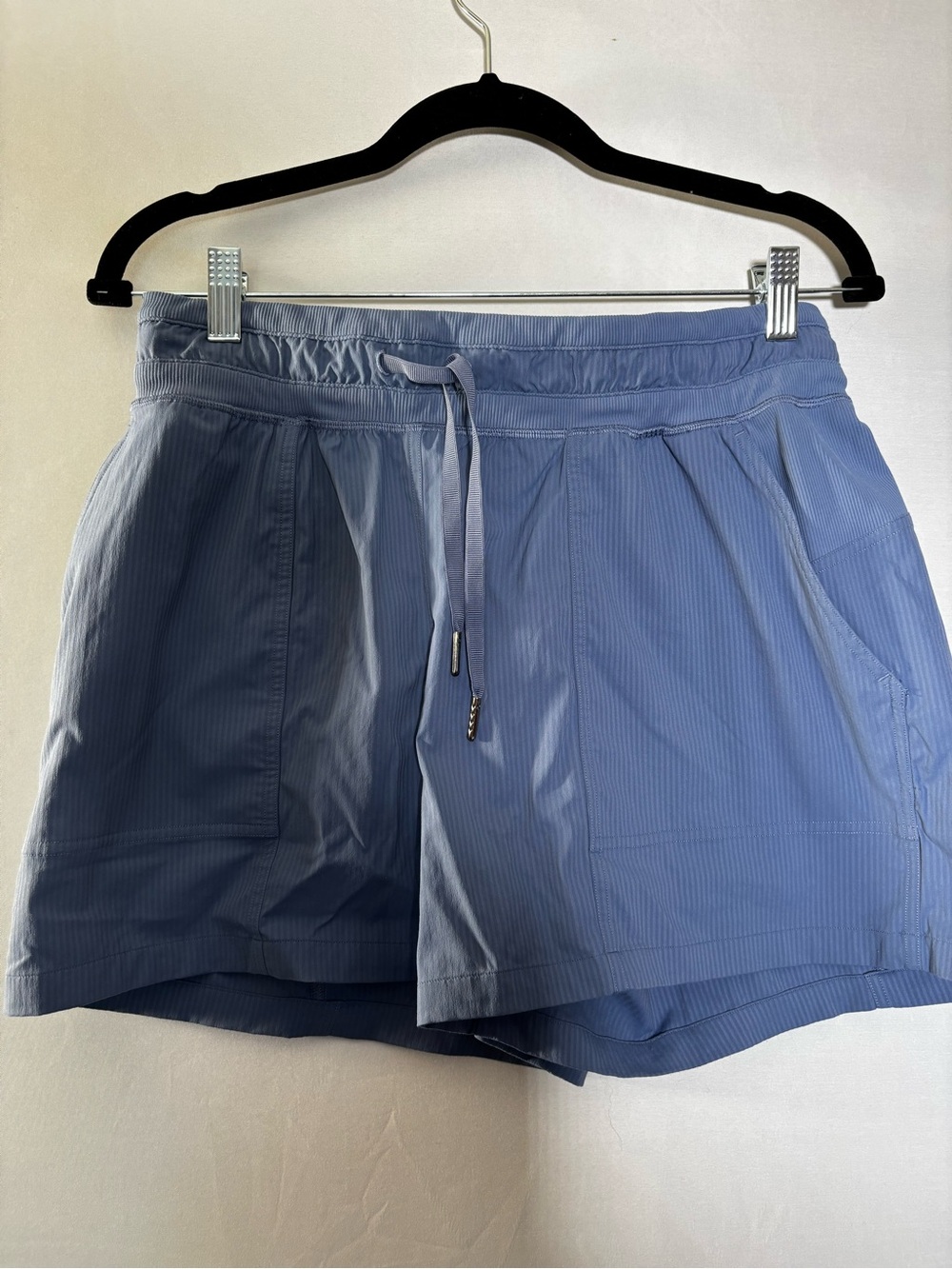 Lululemon Dance Studio 3 1/2 inch inseam size 8 shorts